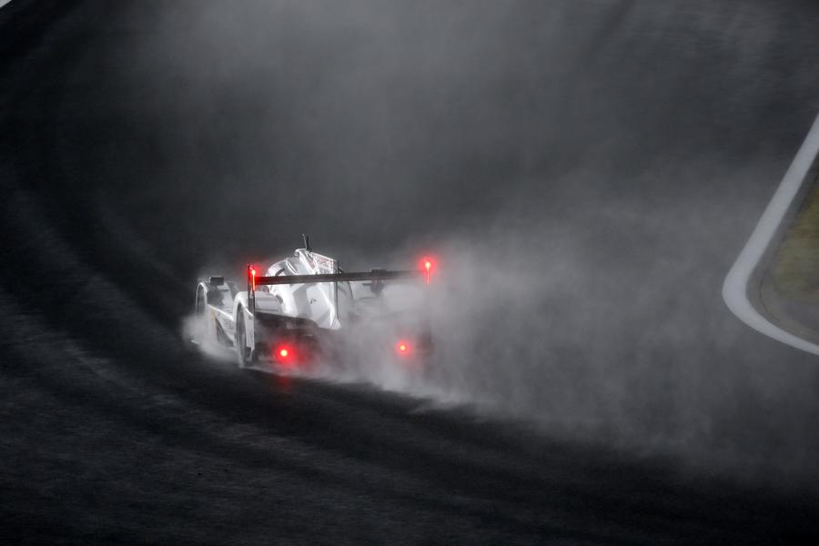  Porsche 919 Hybrid 2015 года  (фото 360 из 481)